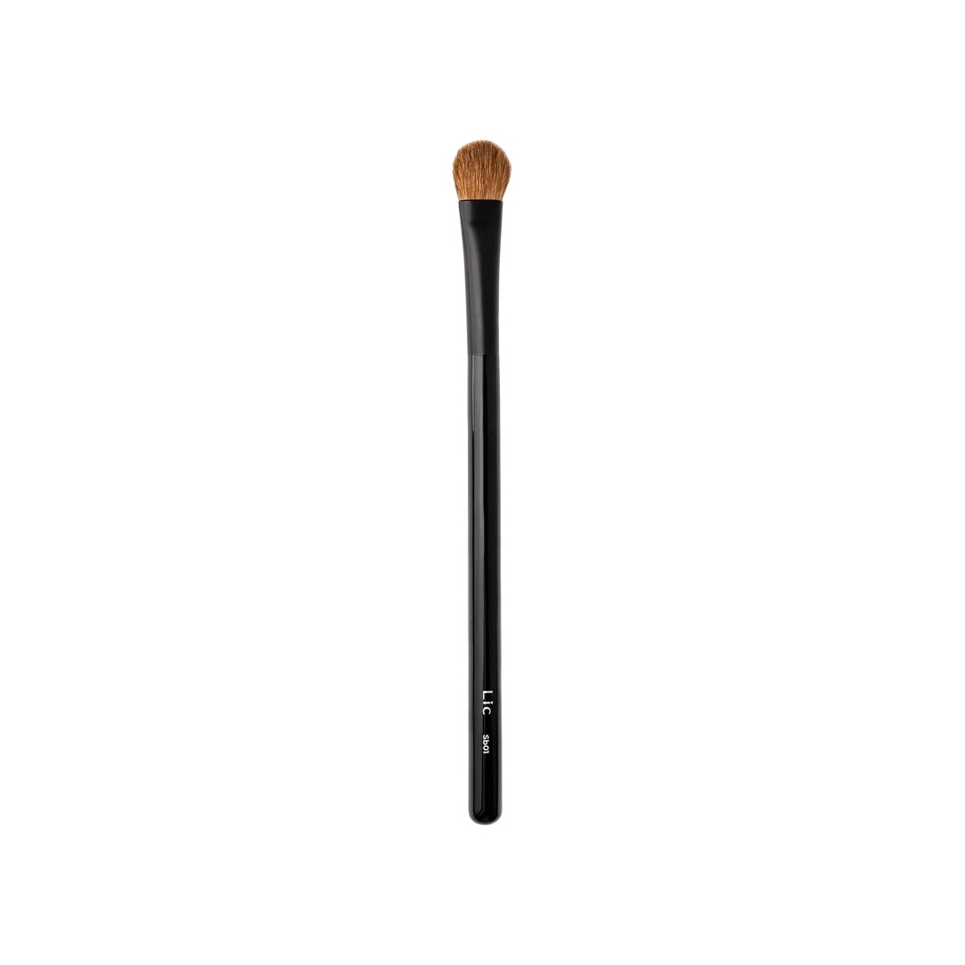 Кисть для теней на верхнее веко плоская Makeup Artist Brush Sb01 купить в VISAGEHALL
