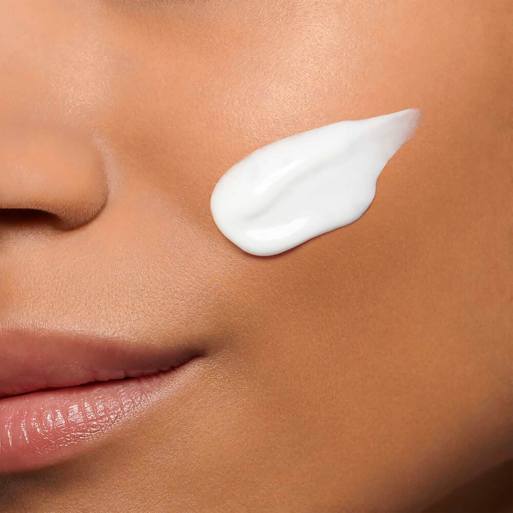 Крем очищающий для очень сухой и чувствительной кожи Doux Nettoyant Moussant Apaisant купить в VISAGEHALL