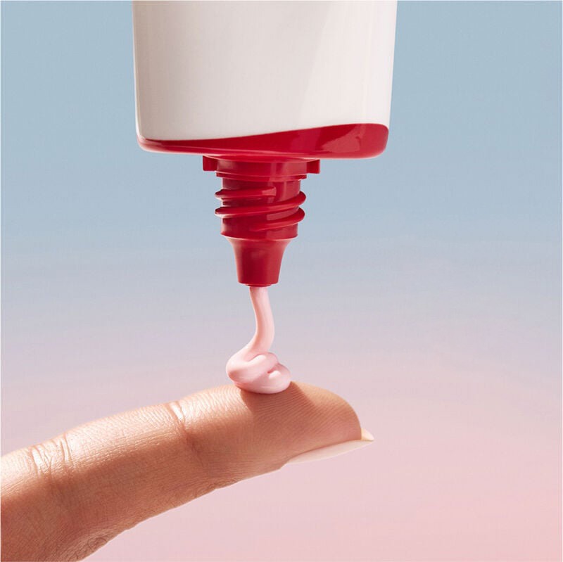 Праймер-уход с эффектом сияния SPF25 Revitalessence  купить в VISAGEHALL