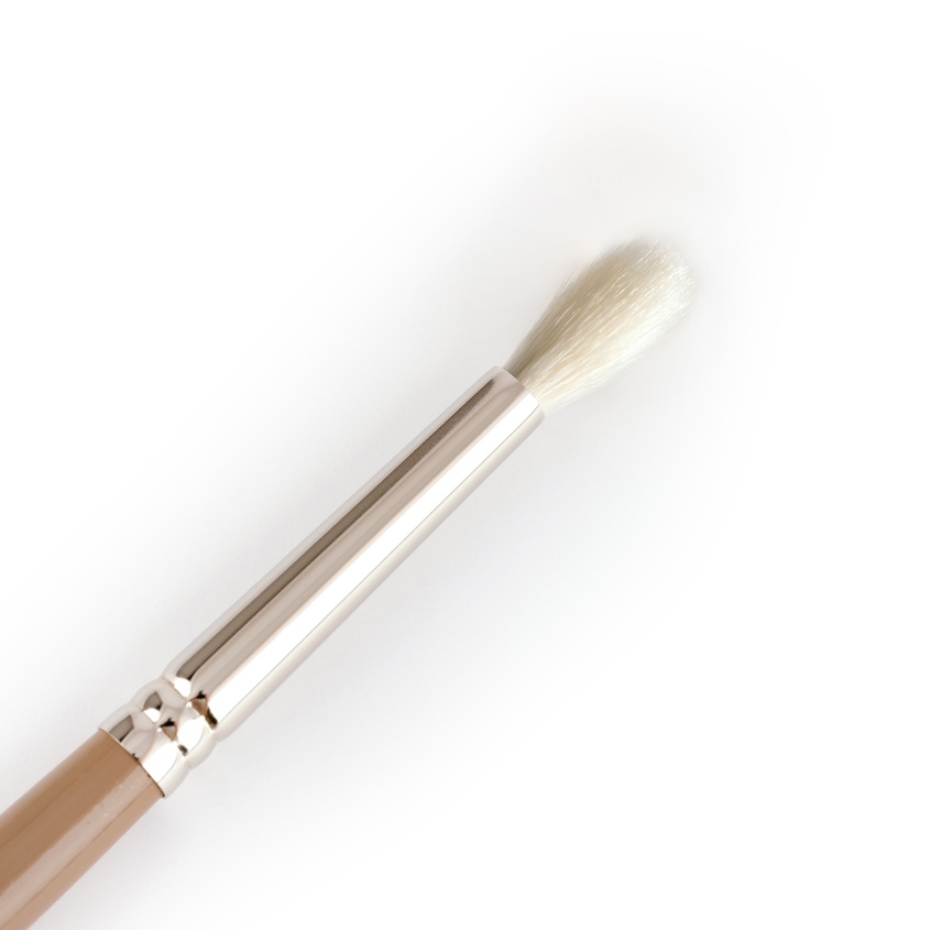 Кисть бочонок для растушевки теней, нанесения хайлайтера AD5 купить в VISAGEHALL