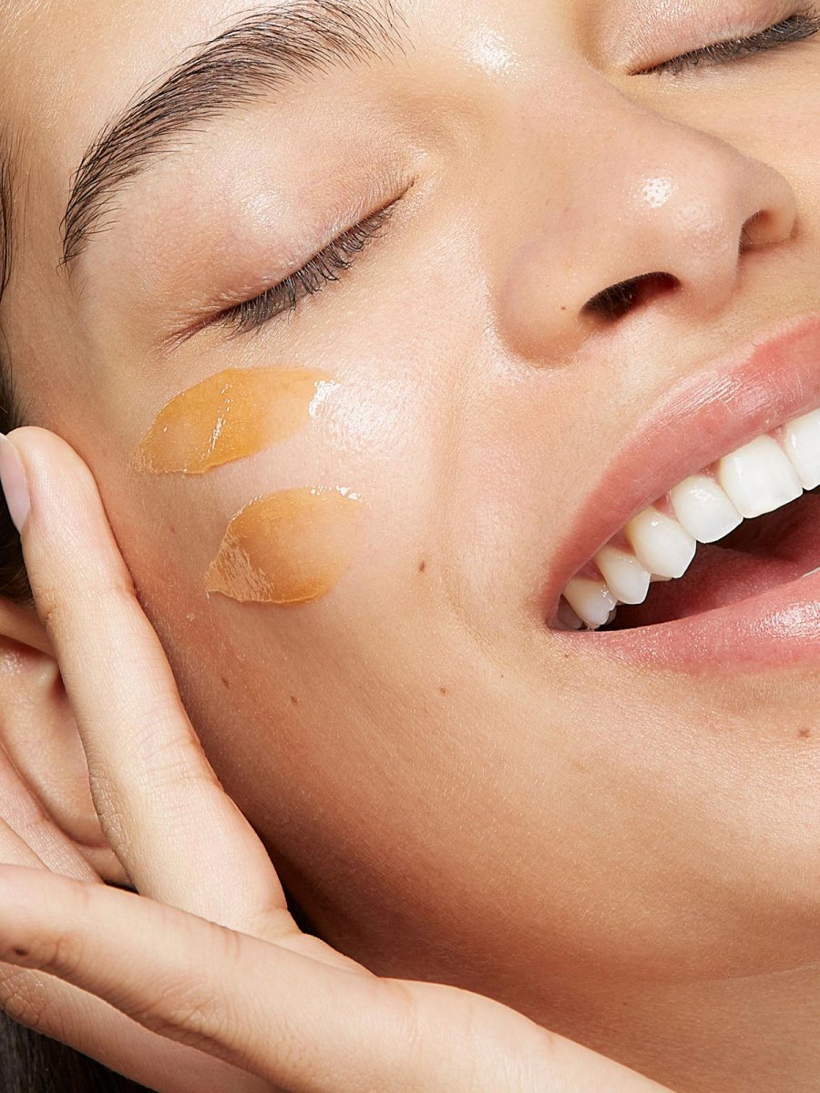 Пилинг мультикислотный для сияния с витамином C Follow The Light купить в VISAGEHALL