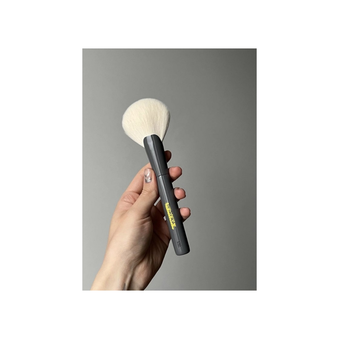 Кисть для пудры GIGI WHITE купить в VISAGEHALL