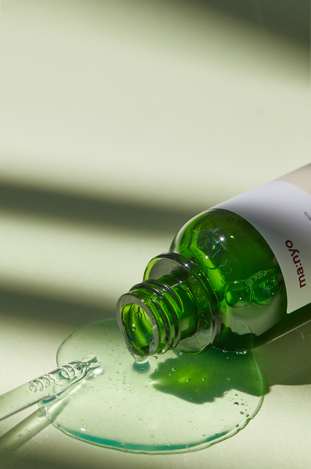 Сыворотка с лизатами бифидобактерий и центеллой азиатской купить в VISAGEHALL